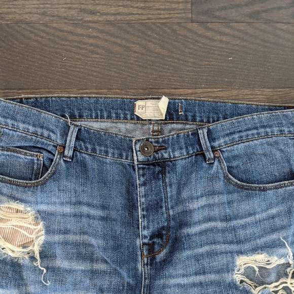 Free People Boyfriend Jeans - Picture 9 of 11